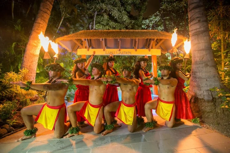 Luau+2